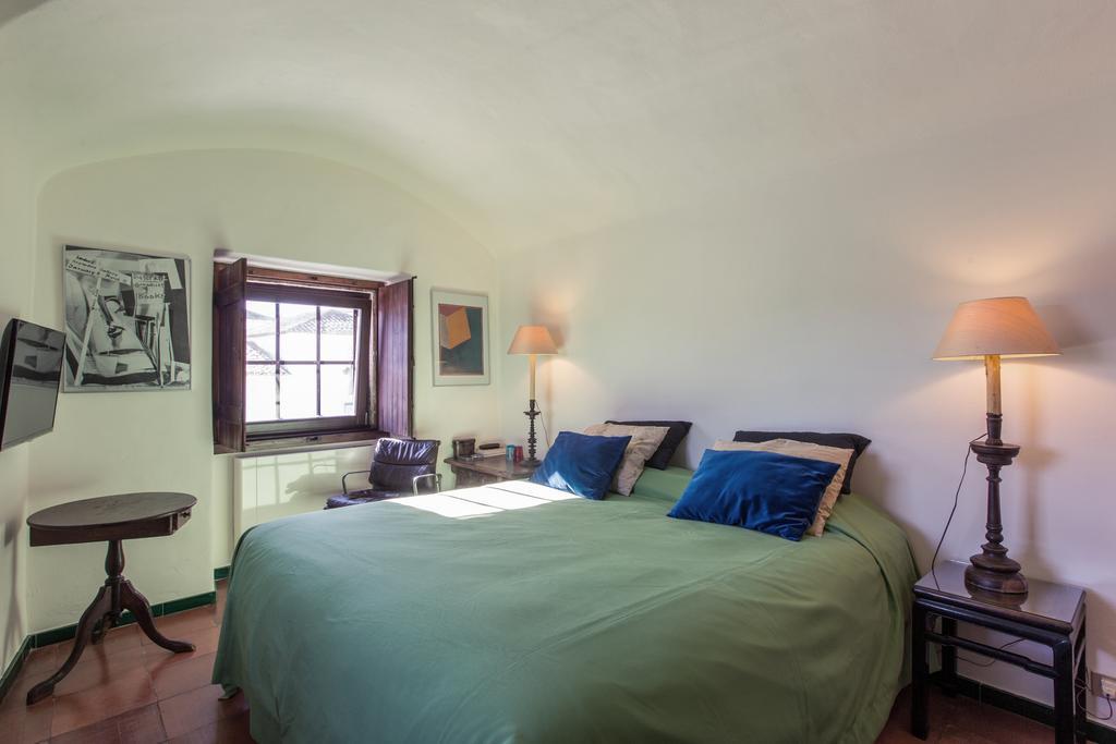 Hotel Torre de Maneys Óbidos Habitación foto