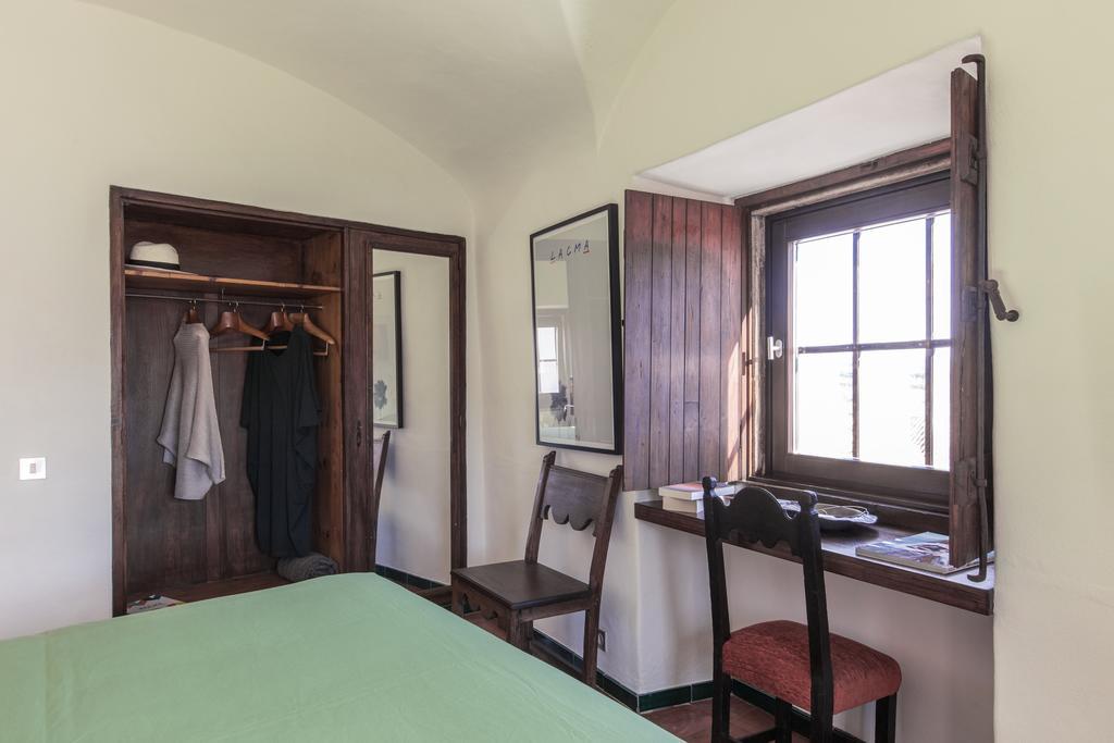 Hotel Torre de Maneys Óbidos Habitación foto
