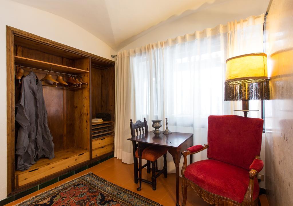 Hotel Torre de Maneys Óbidos Habitación foto